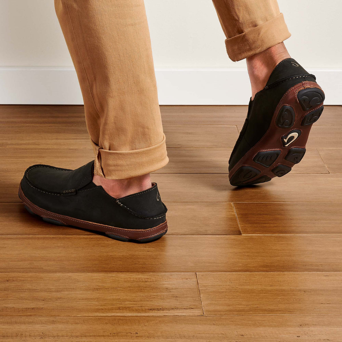 OluKai Moloā Men's Leather Slip On Shoes - Men
