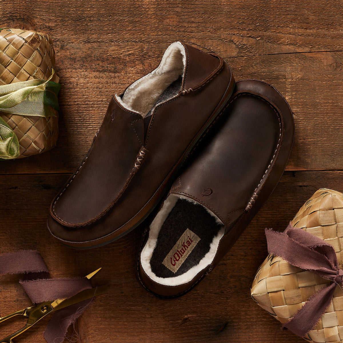 OluKai Moloā Men's Nubuck Leather Slippers - Men