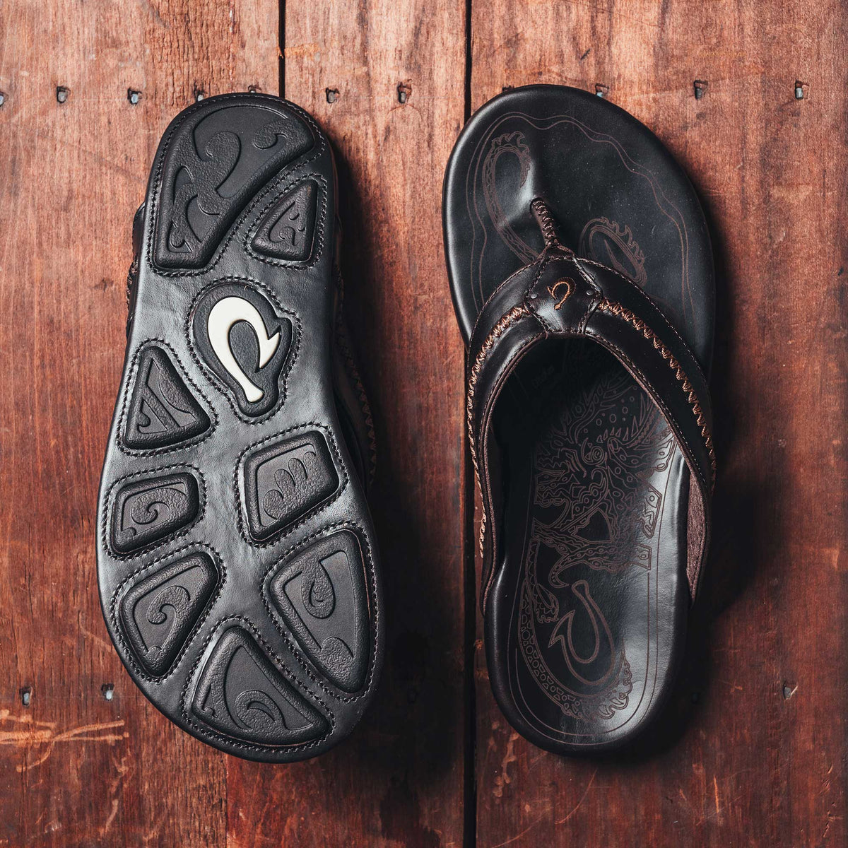 OluKai Mea Ola Men's Leather Beach Sandals - Men