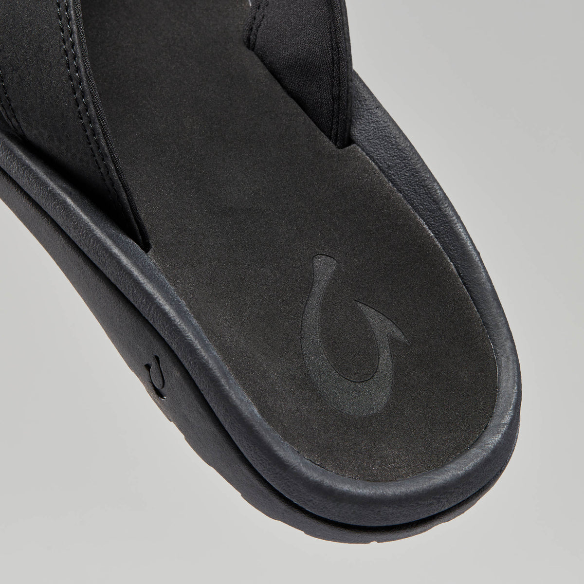 OluKai ‘Ohana Men's Best Selling Beach Sandals - Men