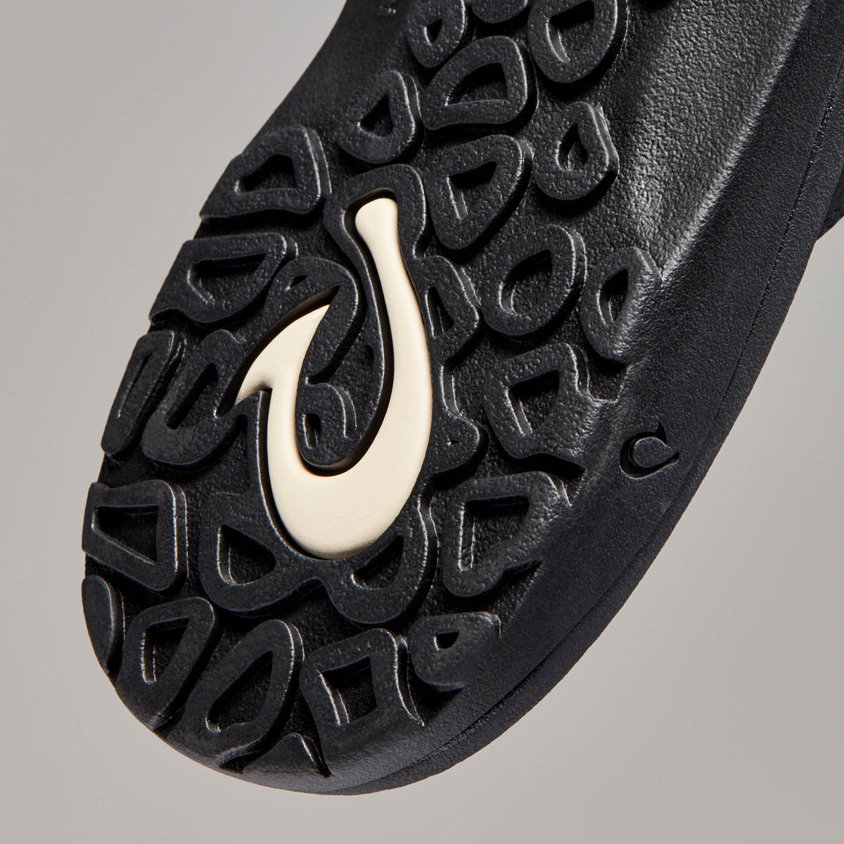 OluKai ‘Ohana Men's Best Selling Beach Sandals - Men