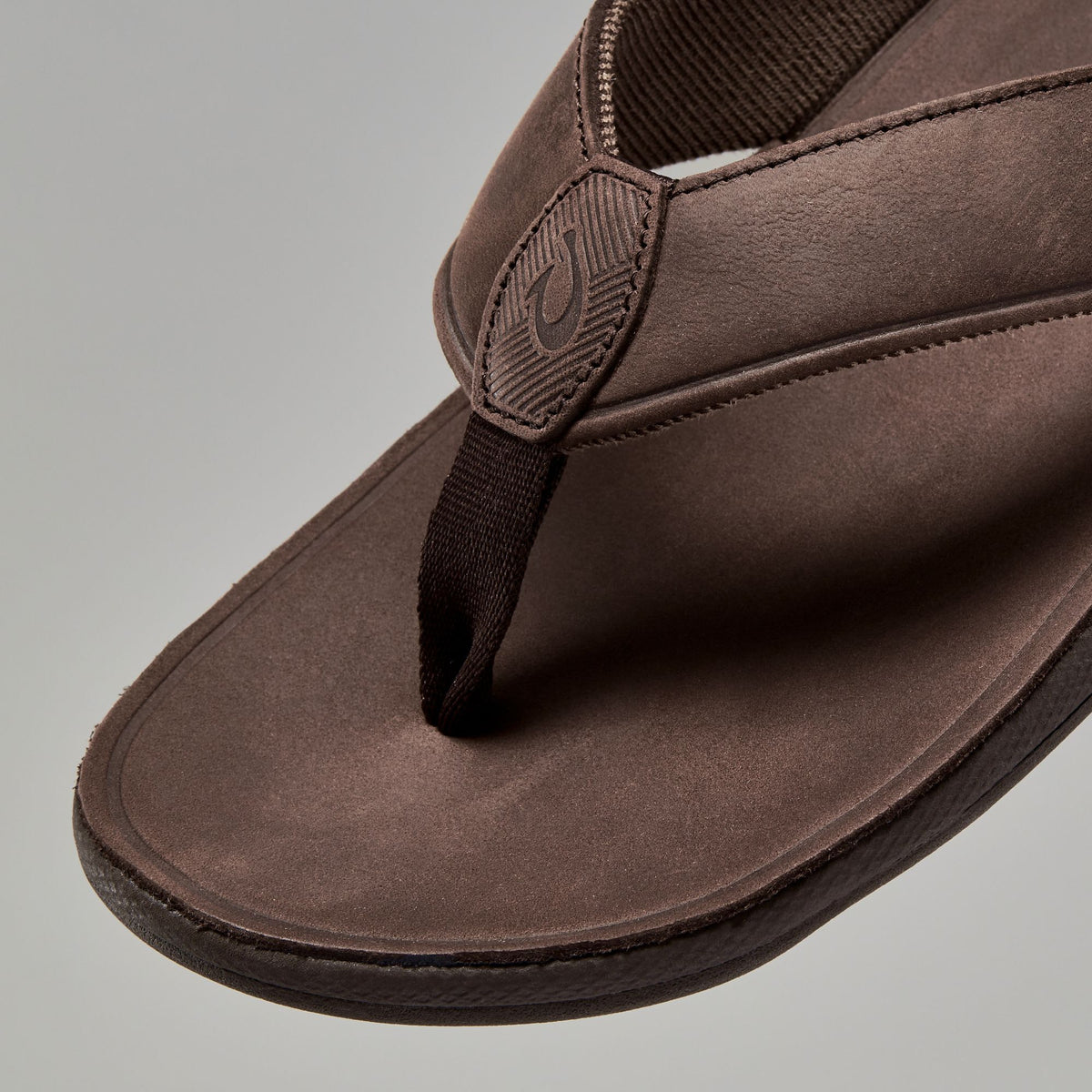 OluKai Tuahine Men's Waterproof Leather Beach Sandals - Men
