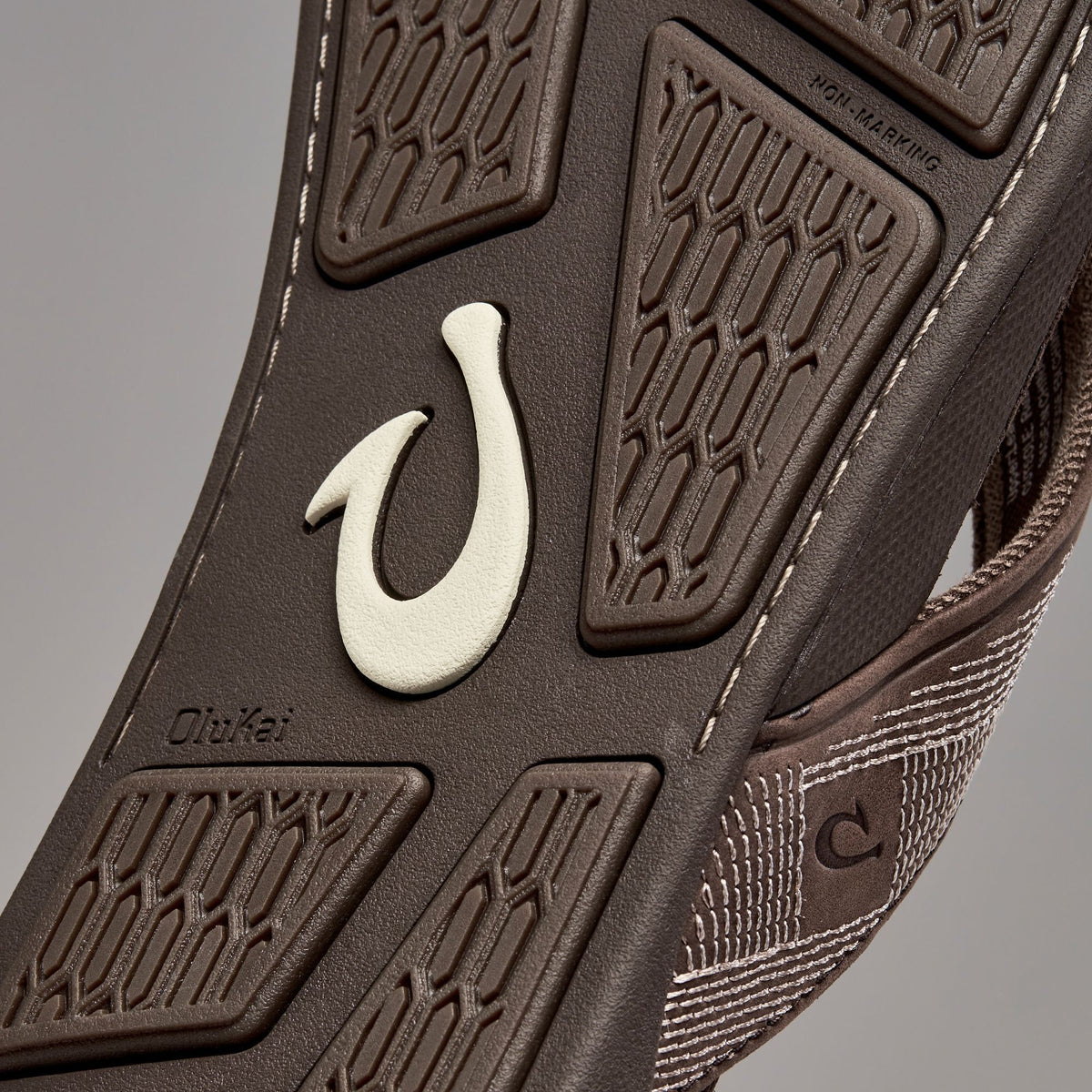 OluKai Tuahine Men's Waterproof Leather Beach Sandals - Men