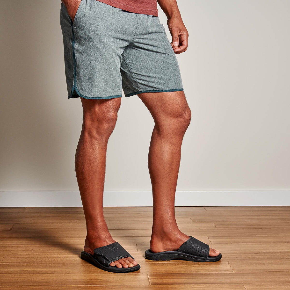 OluKai Nalu Slide Men's Beach Slide Sandals - Men