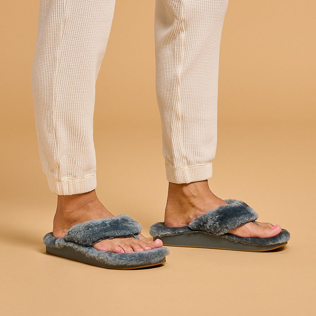 OluKai Kipe‘a Heu Women‘s Flip Flop Slippers - Women