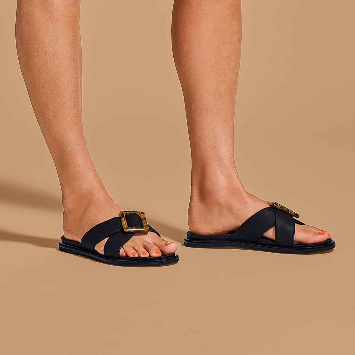 OluKai La‘i Slide Women’s Slide Beach Sandals - Women