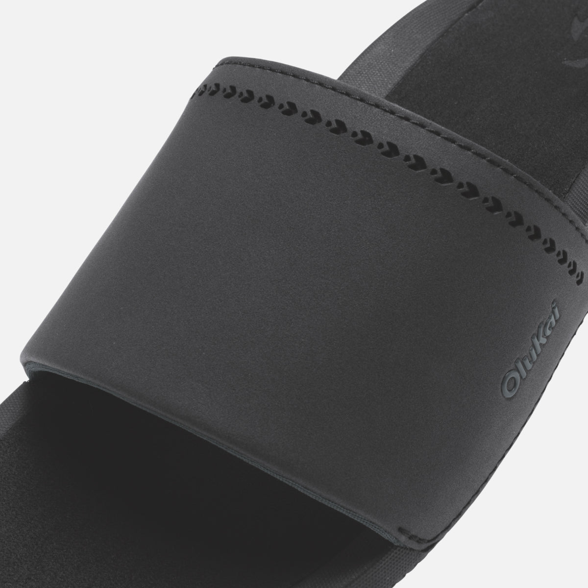 OluKai Ulele Slide - Women|New Arrivals