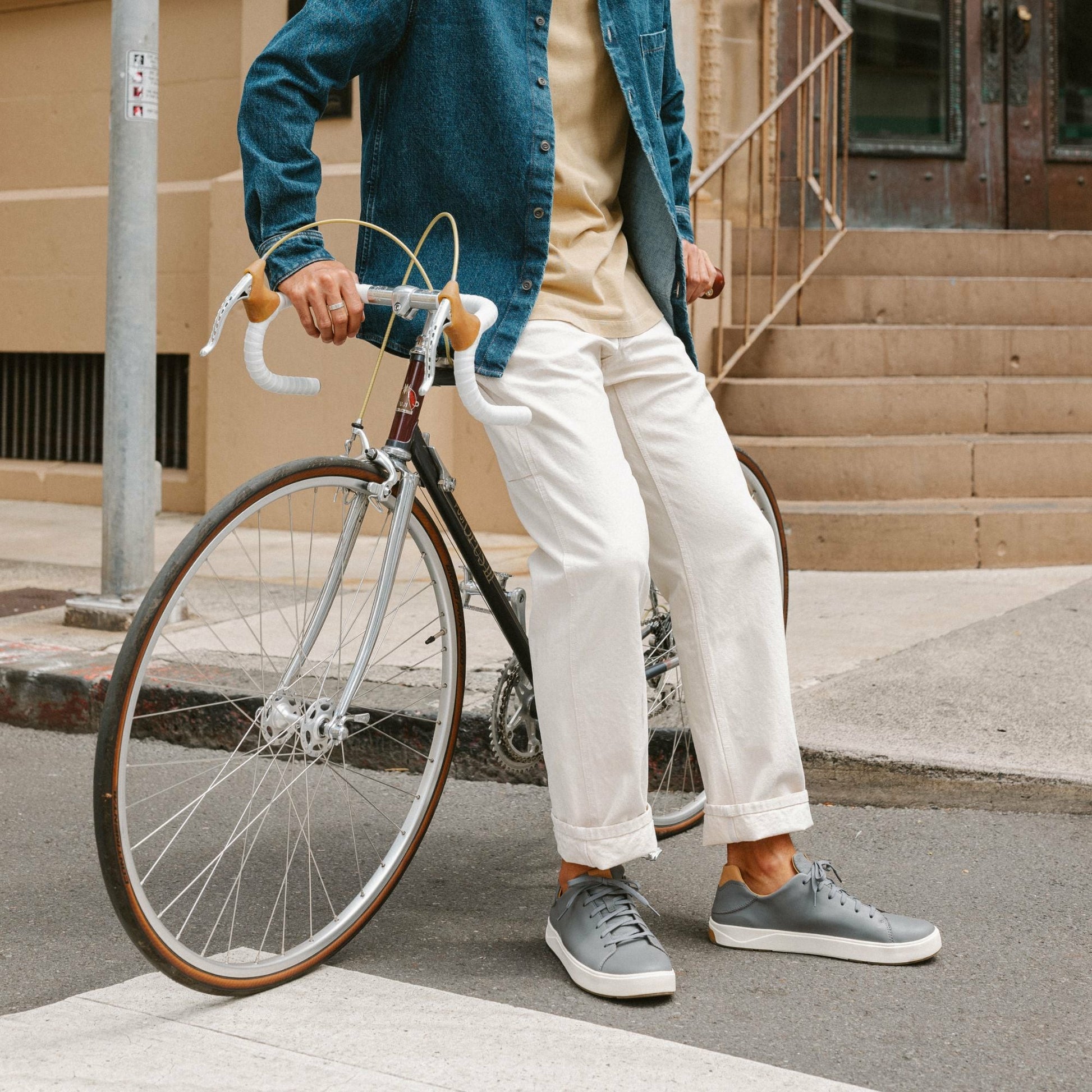 Lae‘ahi Lī ‘Ili Men's Leather Sneakers - Stone